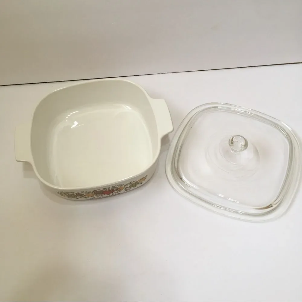 TWO‎ CORNING WARE SPICE OF LIFE BAKING DISHES WITH LIDS